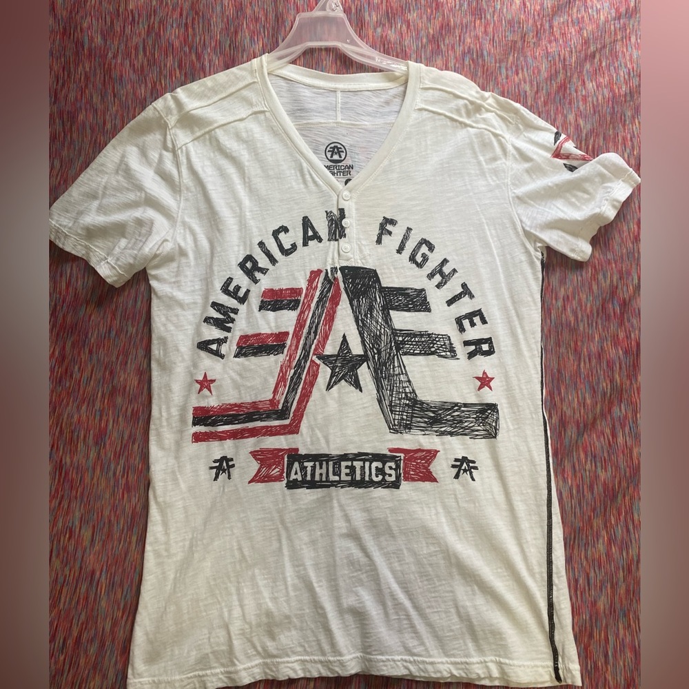 American Fighter short sleeve V neck